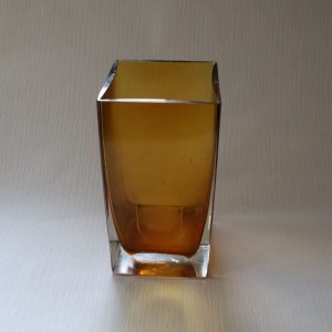 Humppilan ruskea maljakko